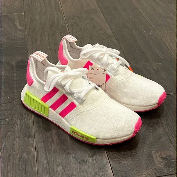 Adidas Nmd_r1 Shoes White Nmds With Pink Nmd_r1 Shoes Cloud White